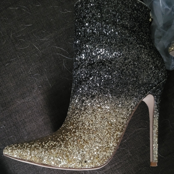 Booties - Picture 4 of 8